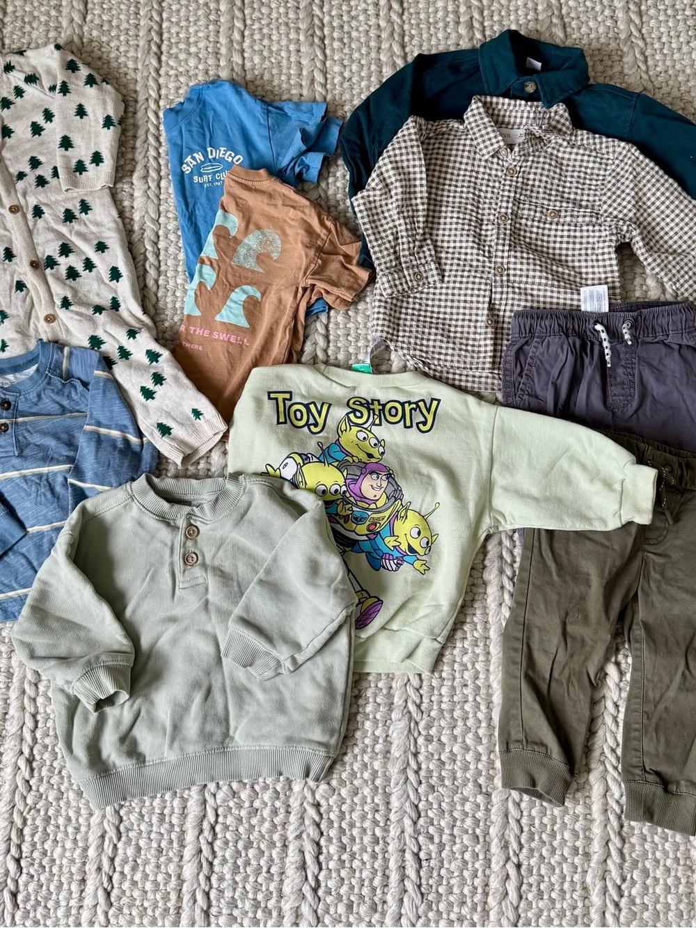 Lot boy 12 months zara / h&m / cartes